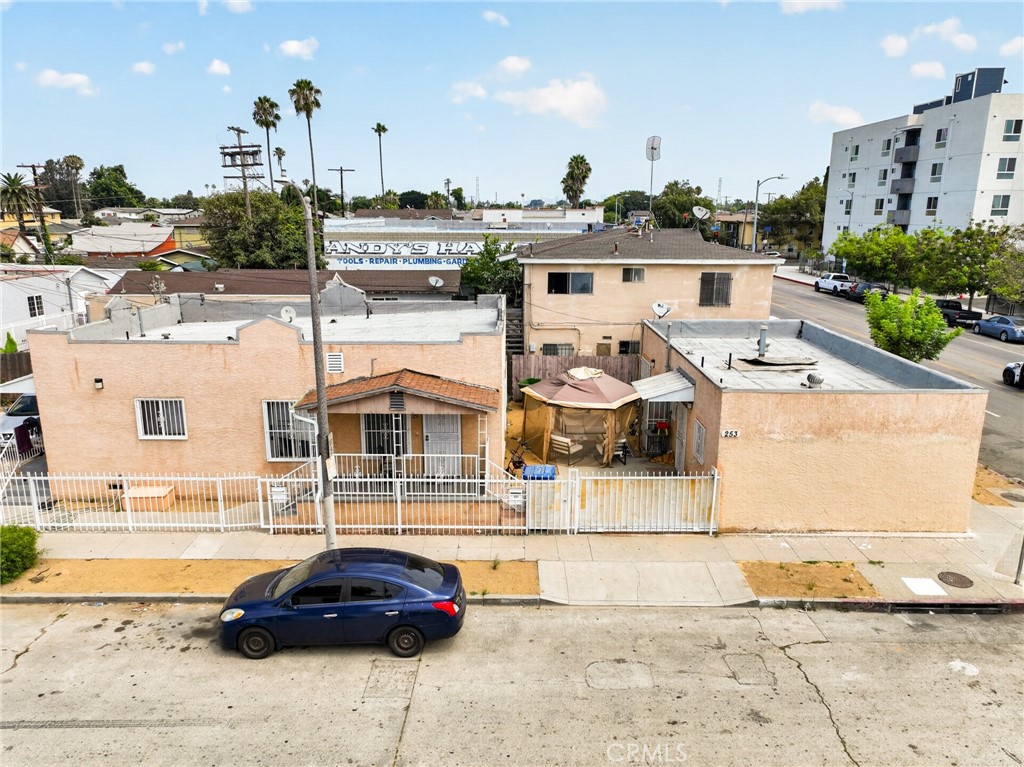 main property photo 3