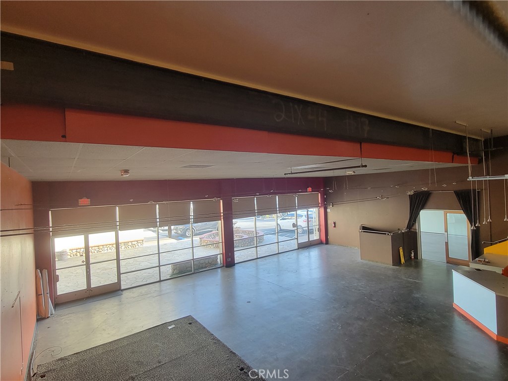 main property photo 27