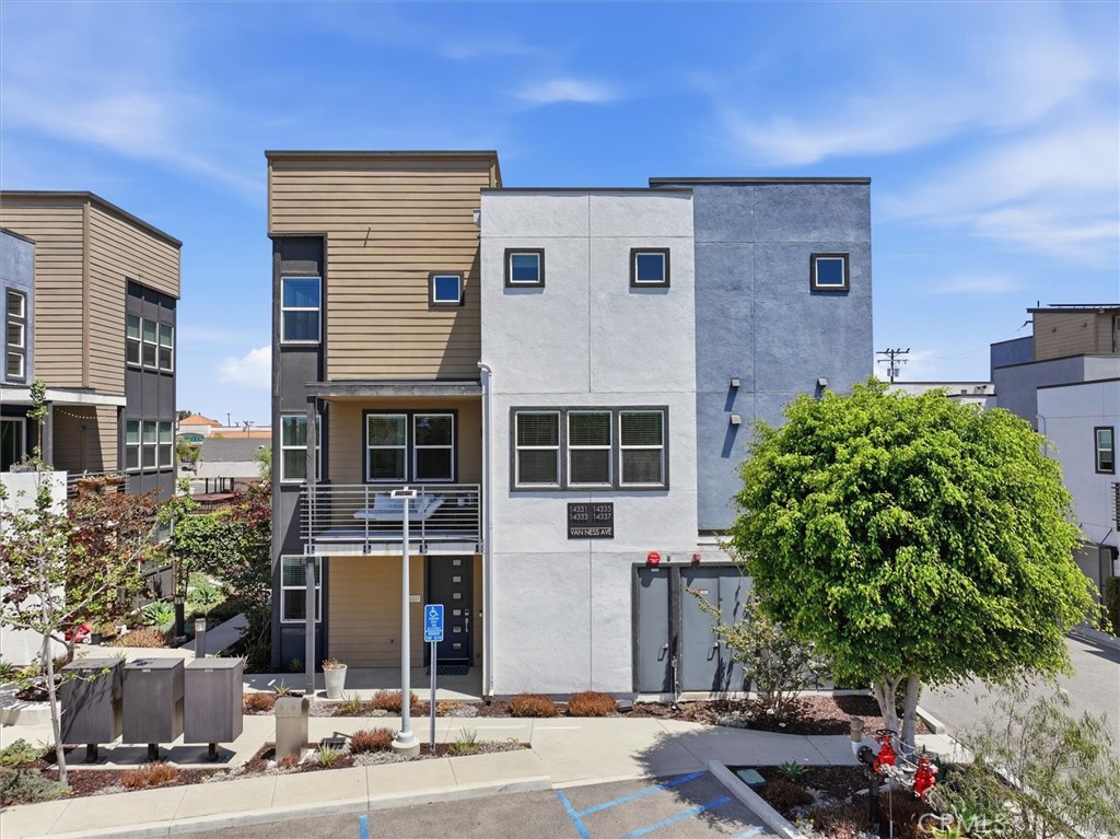 main property photo 53