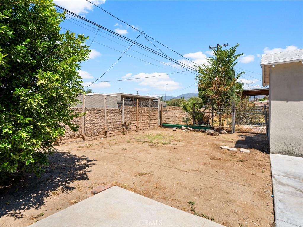 main property photo 23