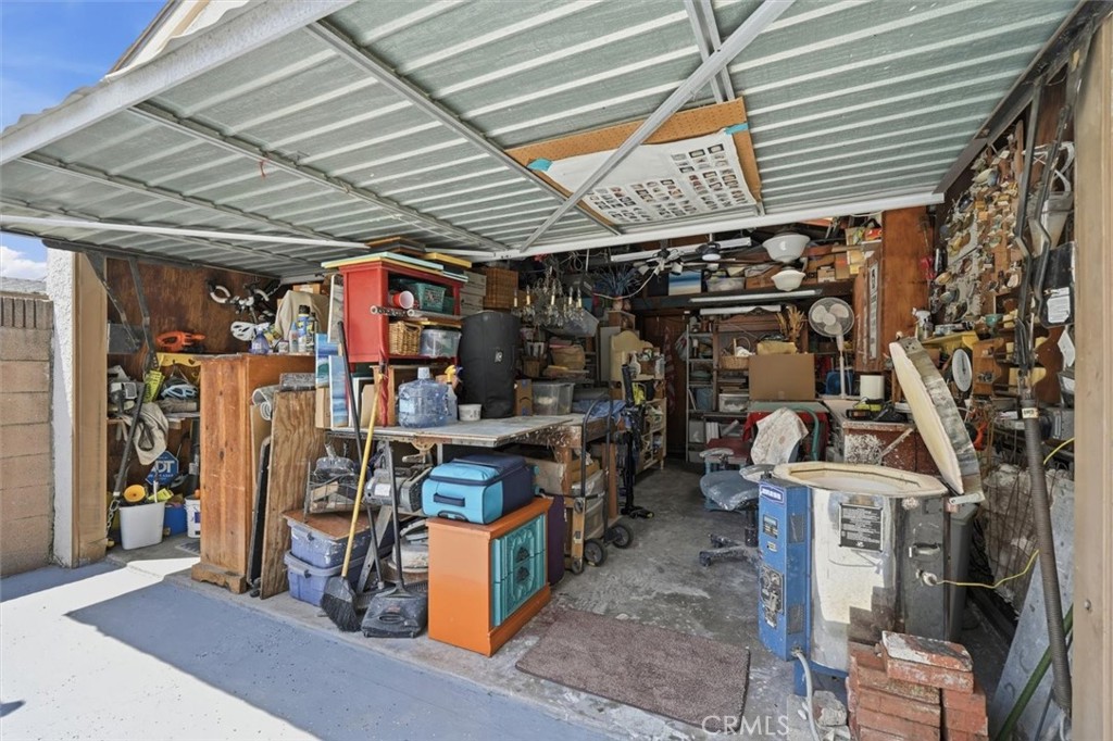 main property photo 40
