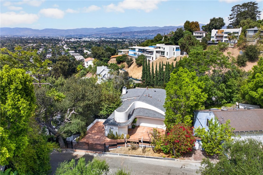 main property photo 60