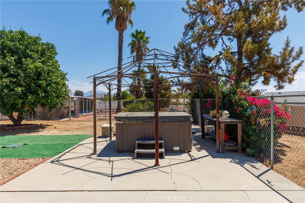 main property photo 31