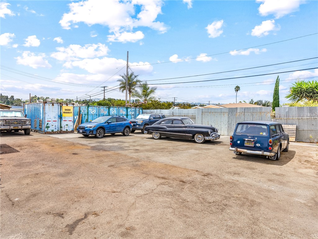 main property photo 26