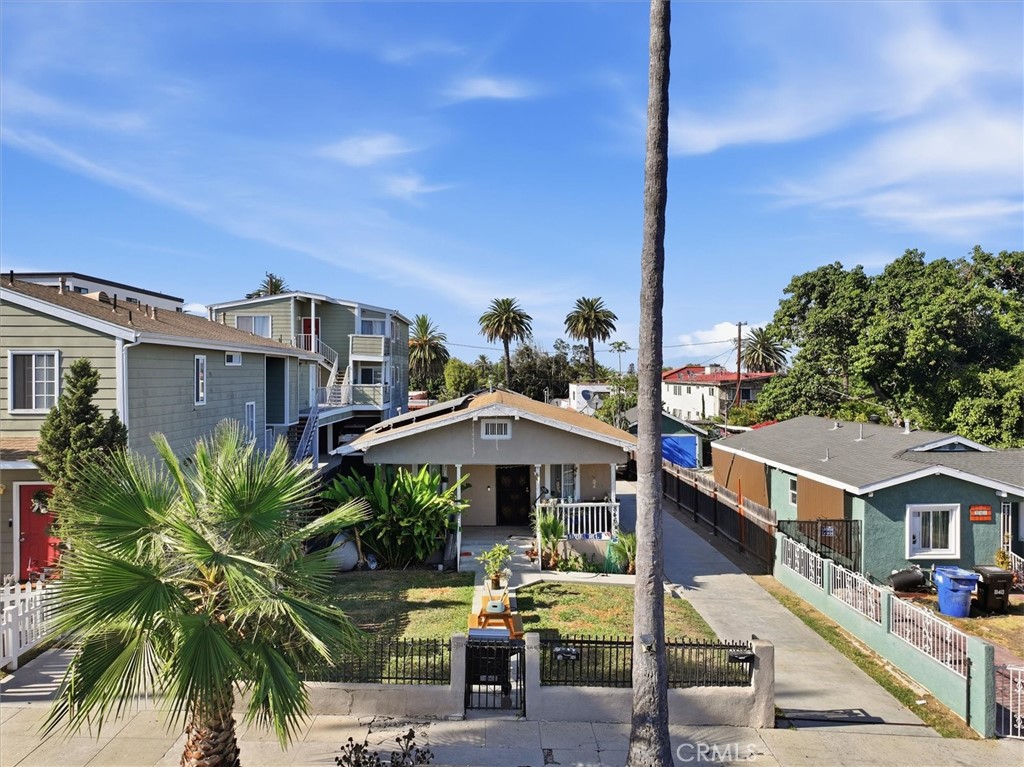 main property photo 31