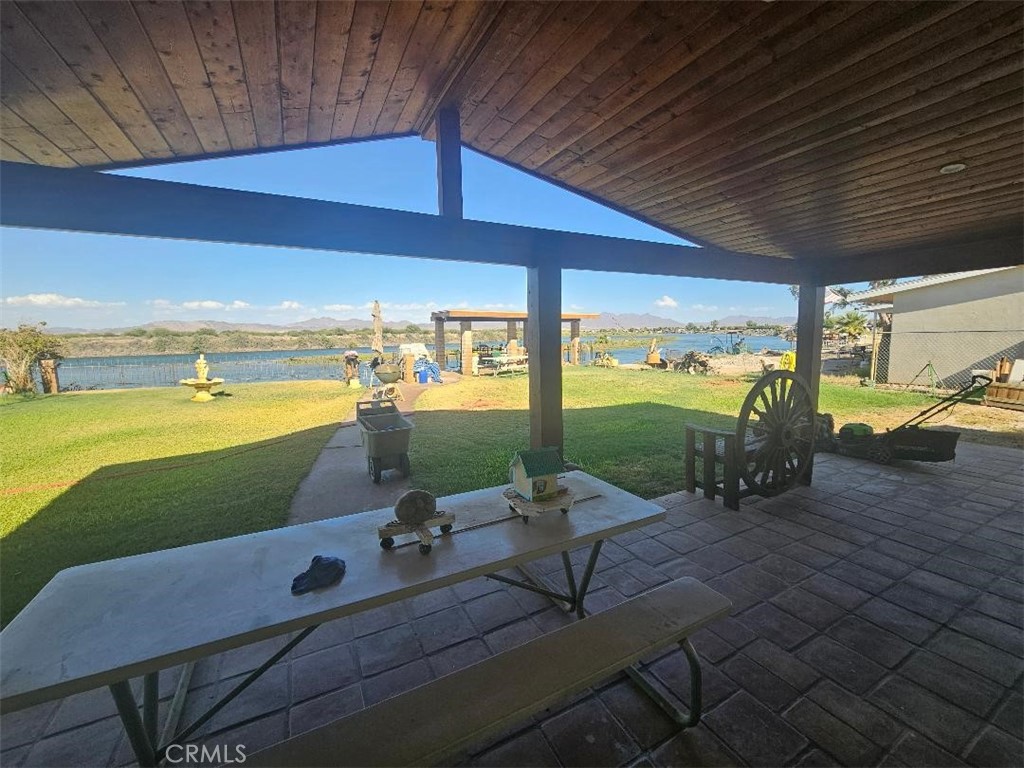 main property photo 12