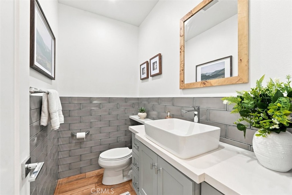 main property photo 66