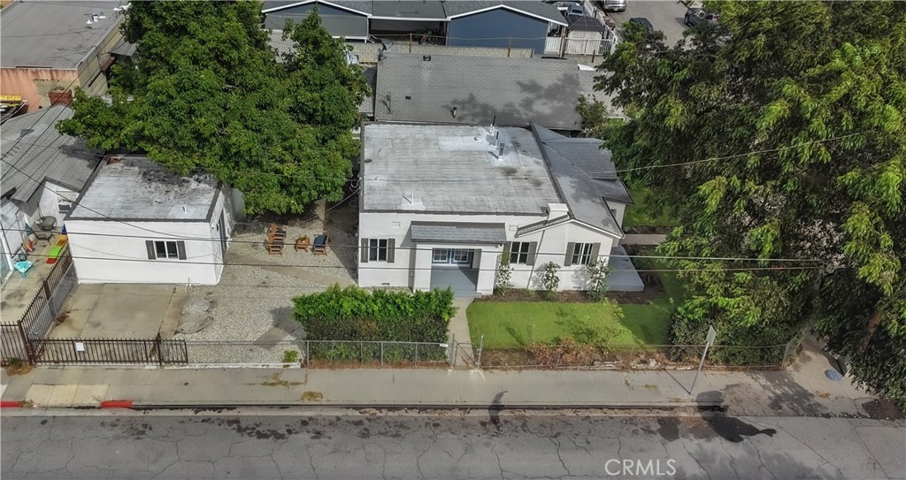 main property photo 35