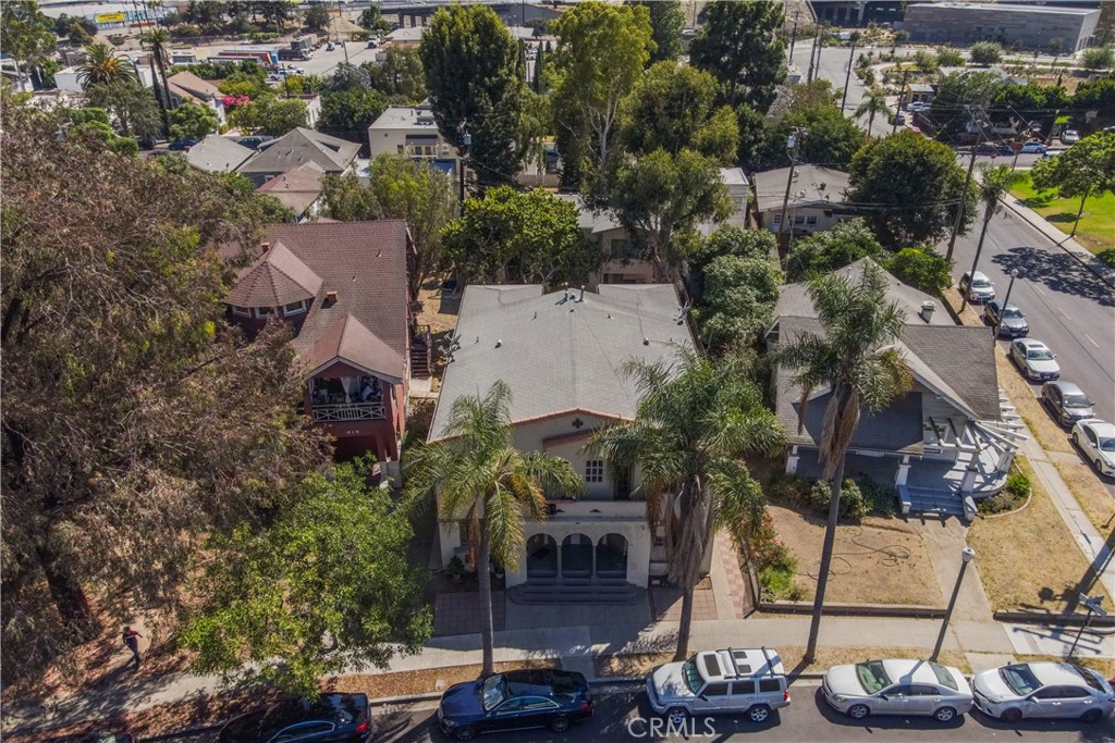 main property photo 39