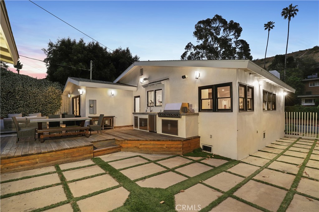 main property photo 32