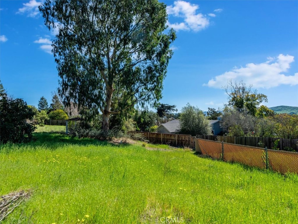 main property photo 9