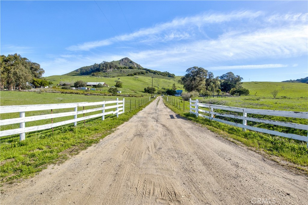 main property photo 6