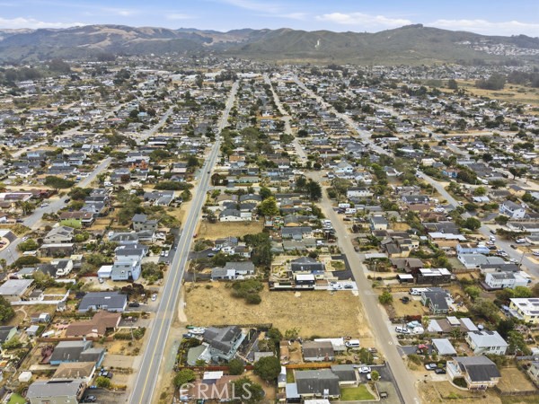 main property photo 12