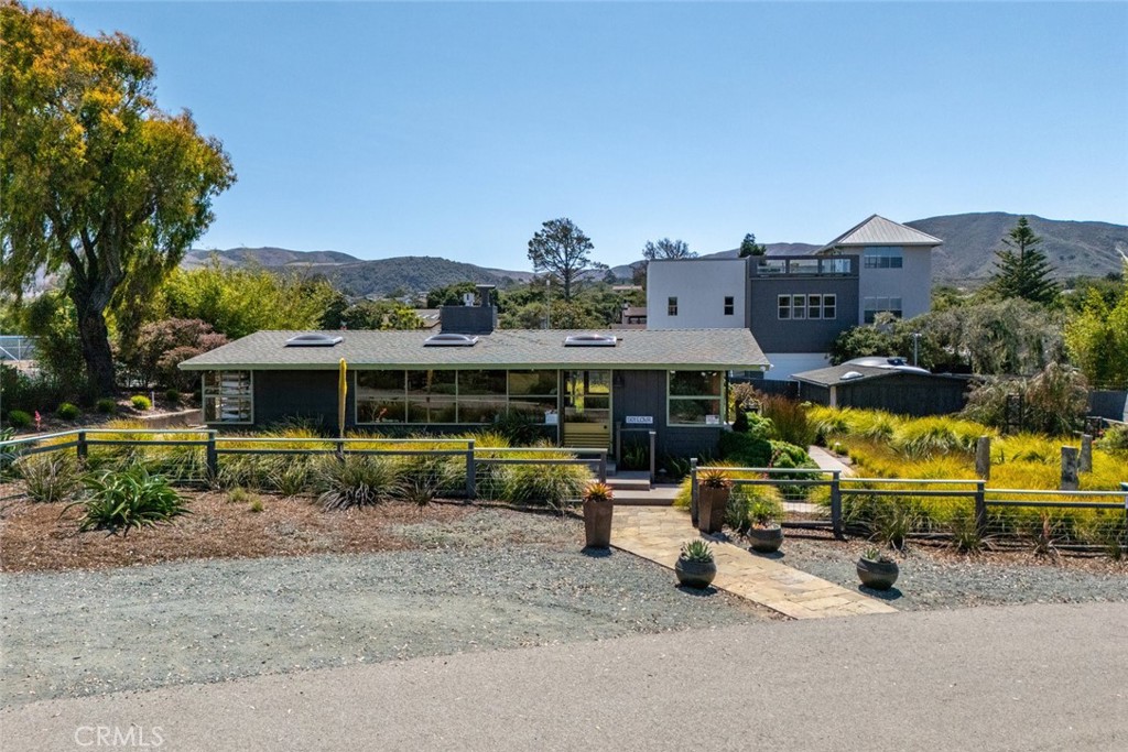 main property photo 50