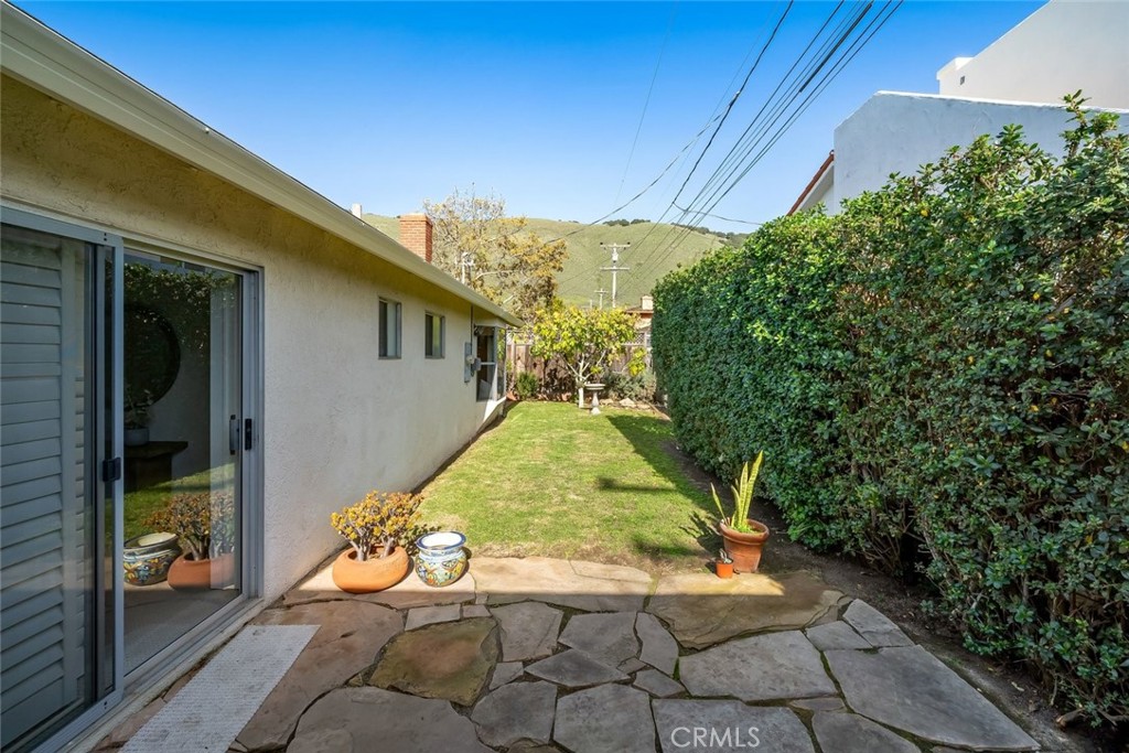 main property photo 17