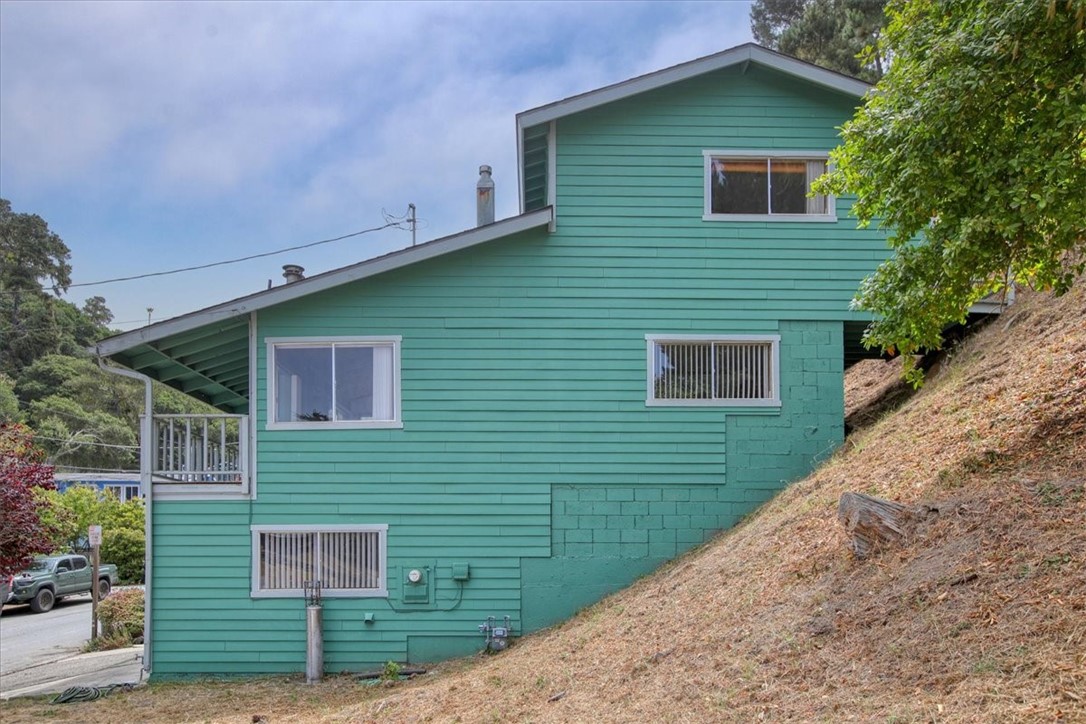 main property photo 27