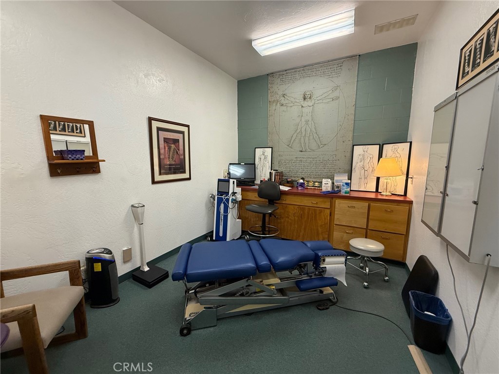 main property photo 12