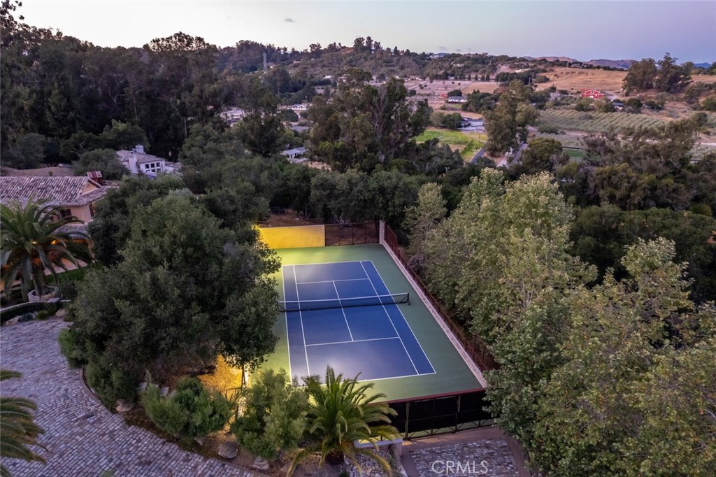 main property photo 26