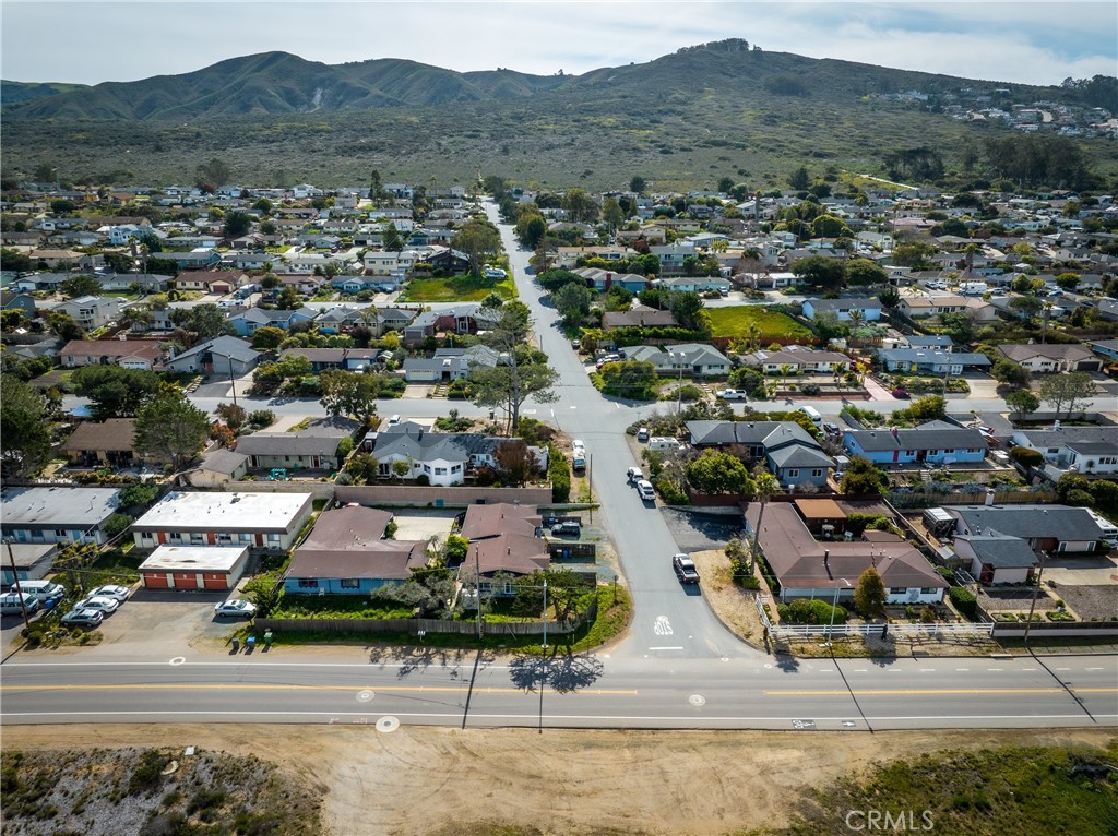 main property photo 37