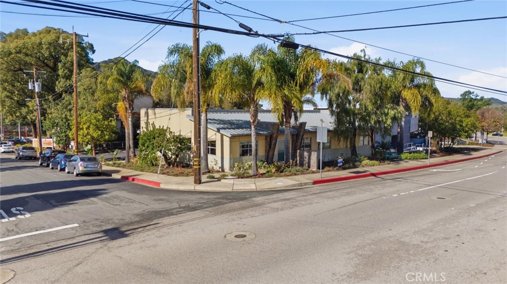 main property photo 44