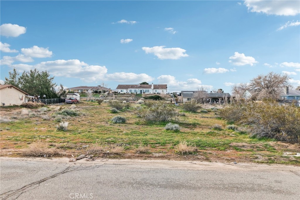 main property photo 4