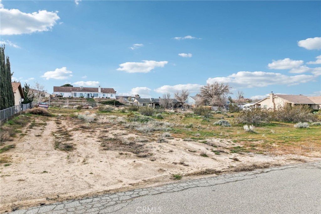 main property photo 5