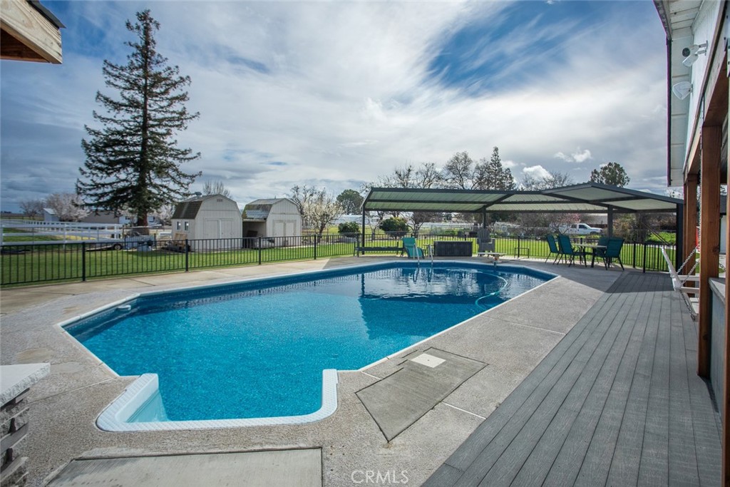 main property photo 44