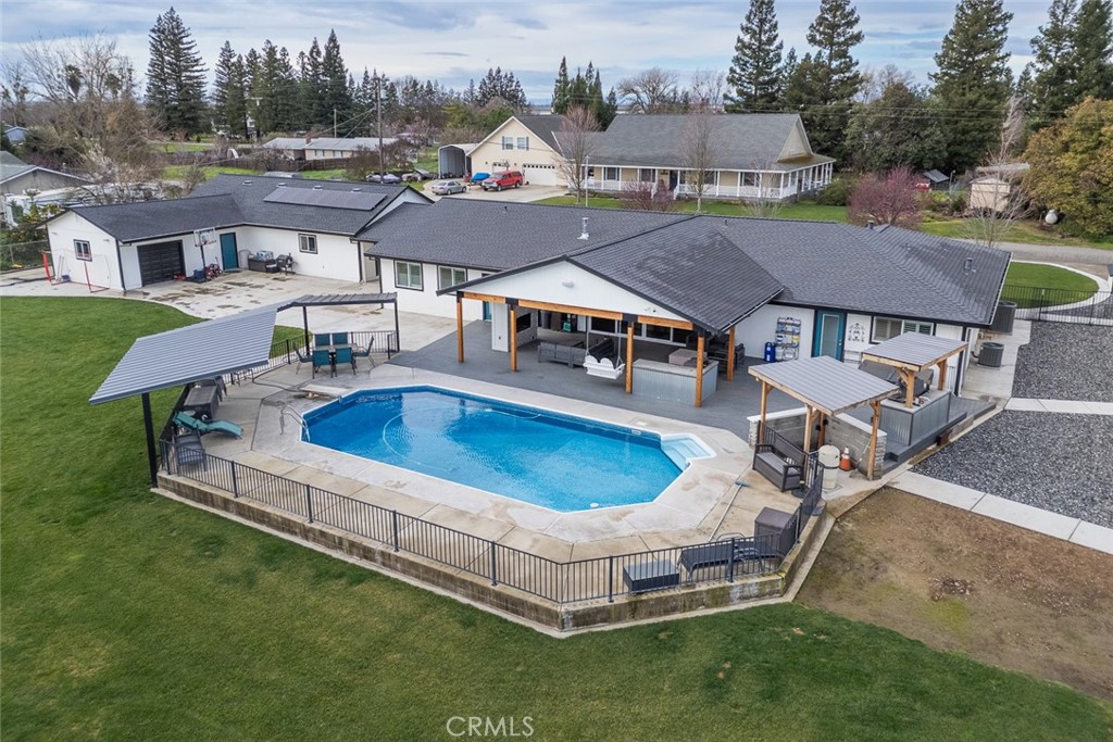 main property photo 47