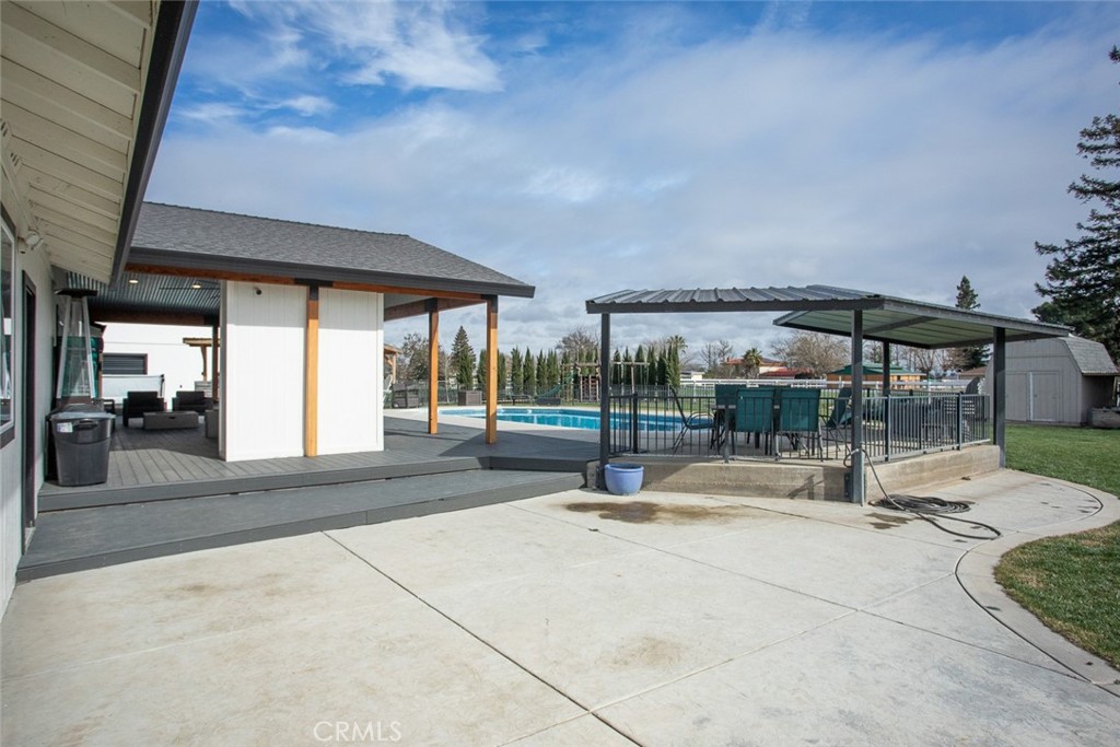 main property photo 60
