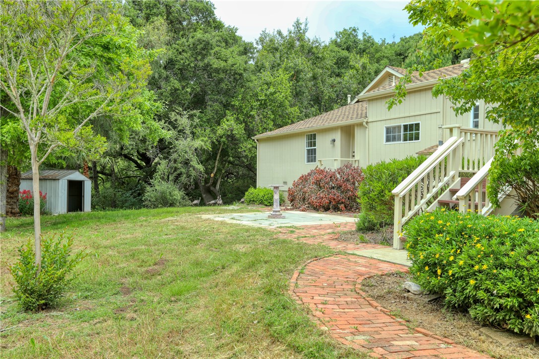 main property photo 22