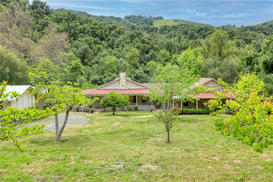main property photo 4