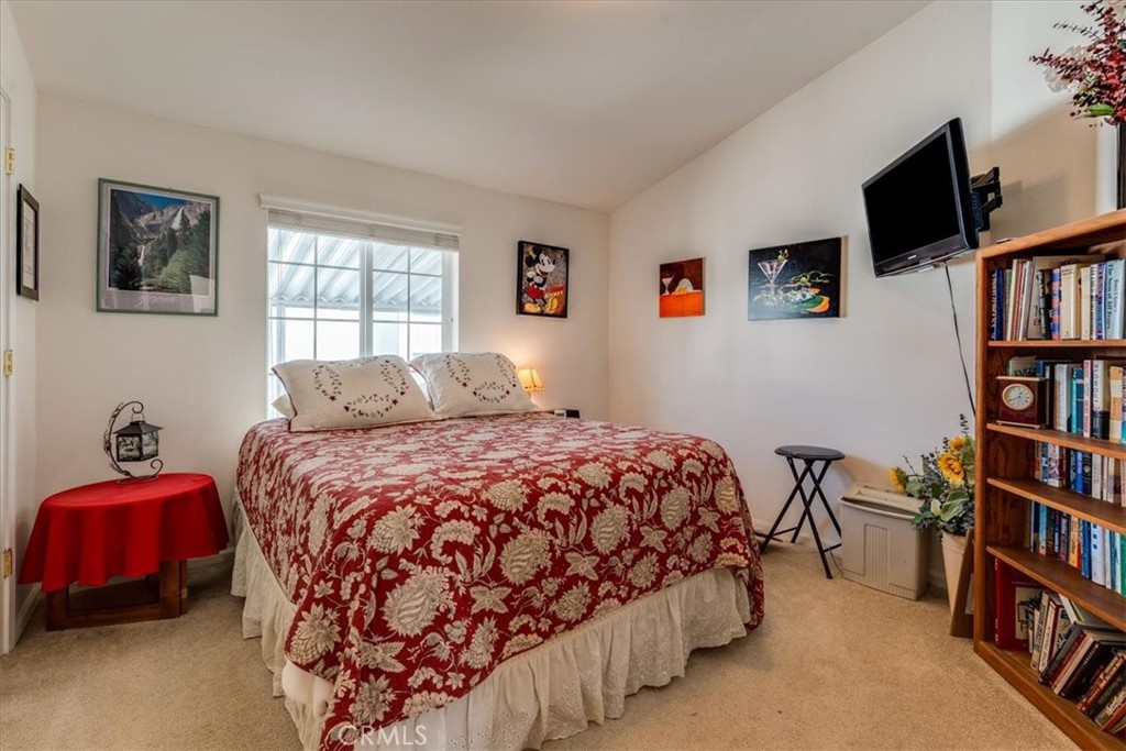 main property photo 26