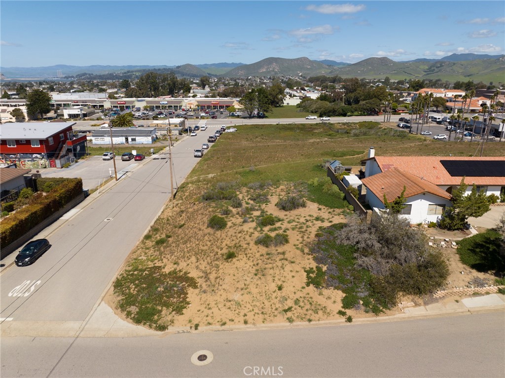 main property photo 13