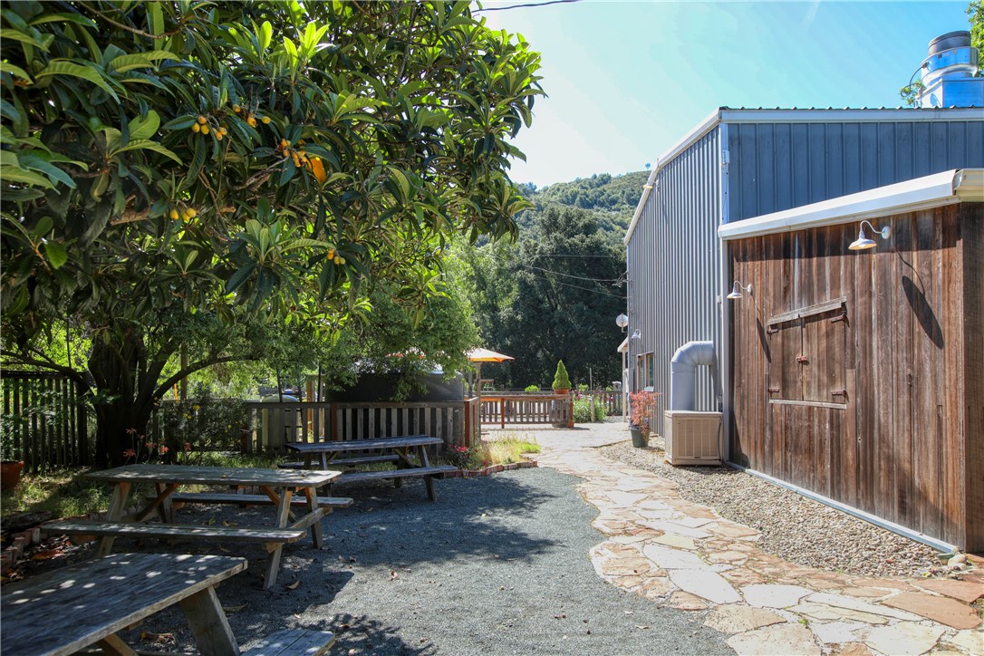 main property photo 20