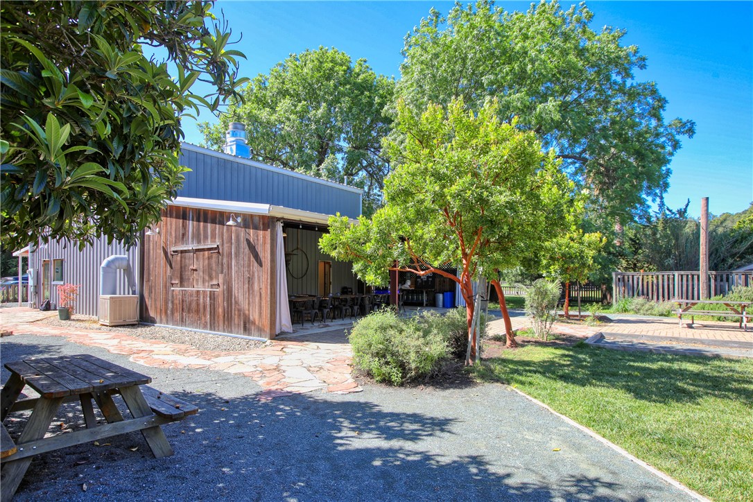 main property photo 21