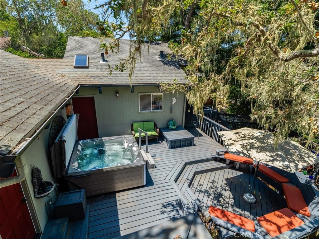 main property photo 28