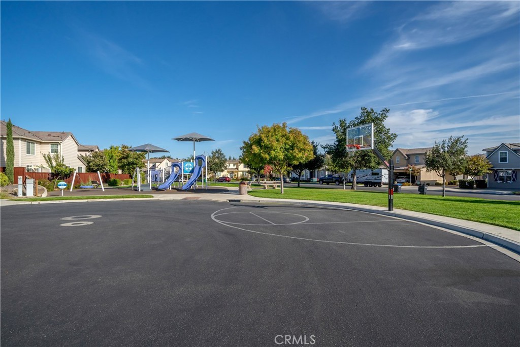main property photo 50
