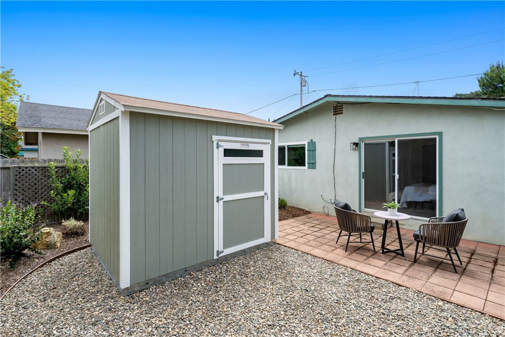 main property photo 32