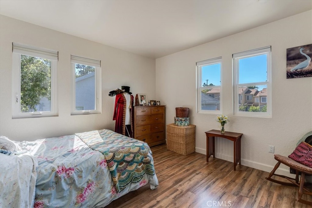 main property photo 16