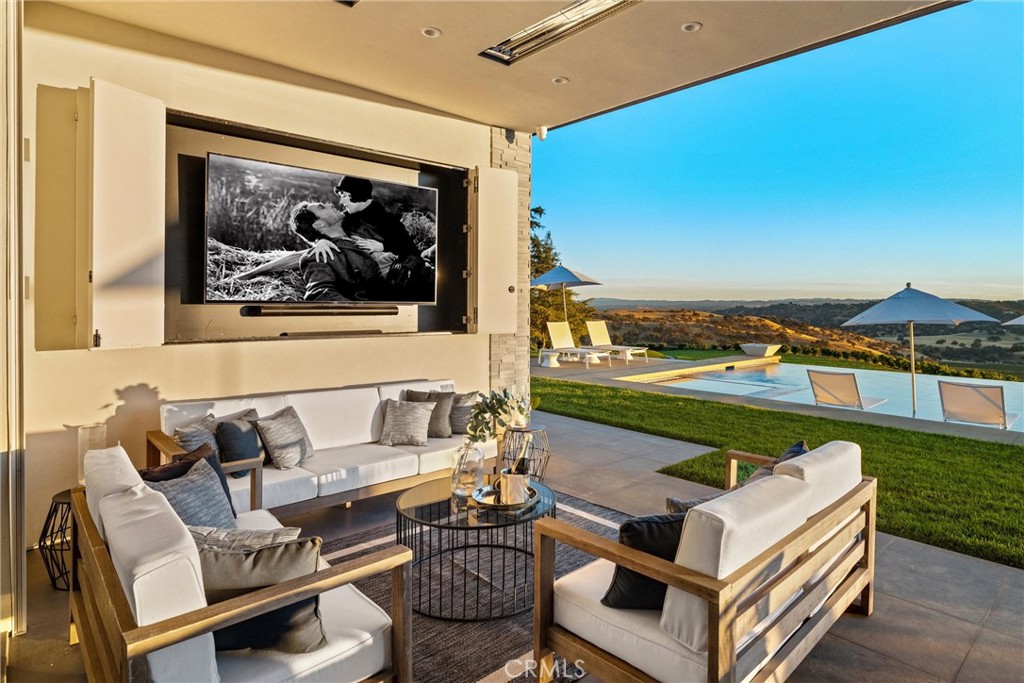 main property photo 46