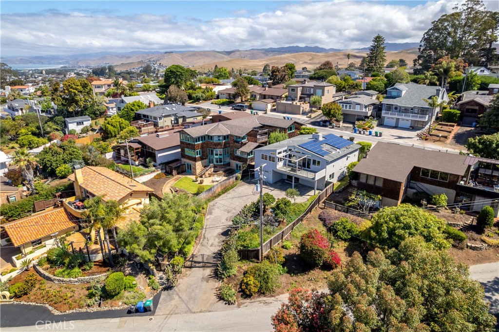 main property photo 51