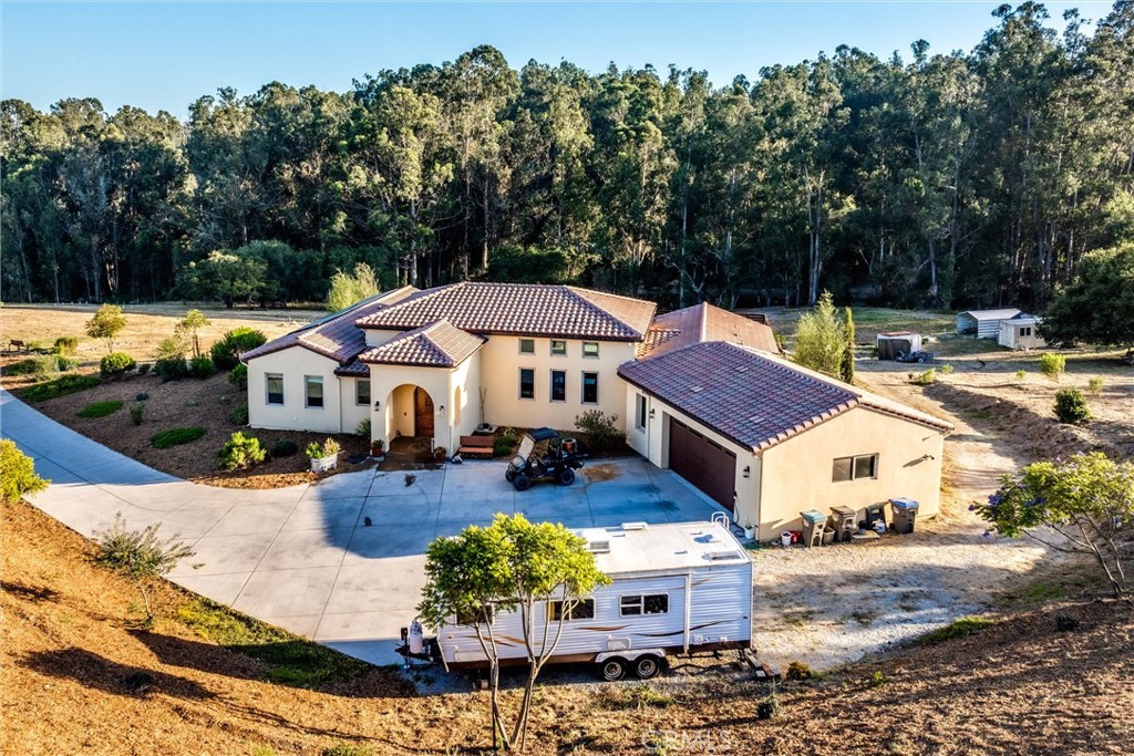 main property photo 29