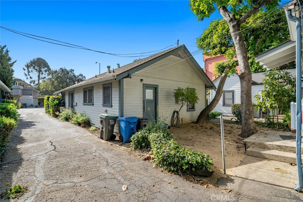 main property photo 19