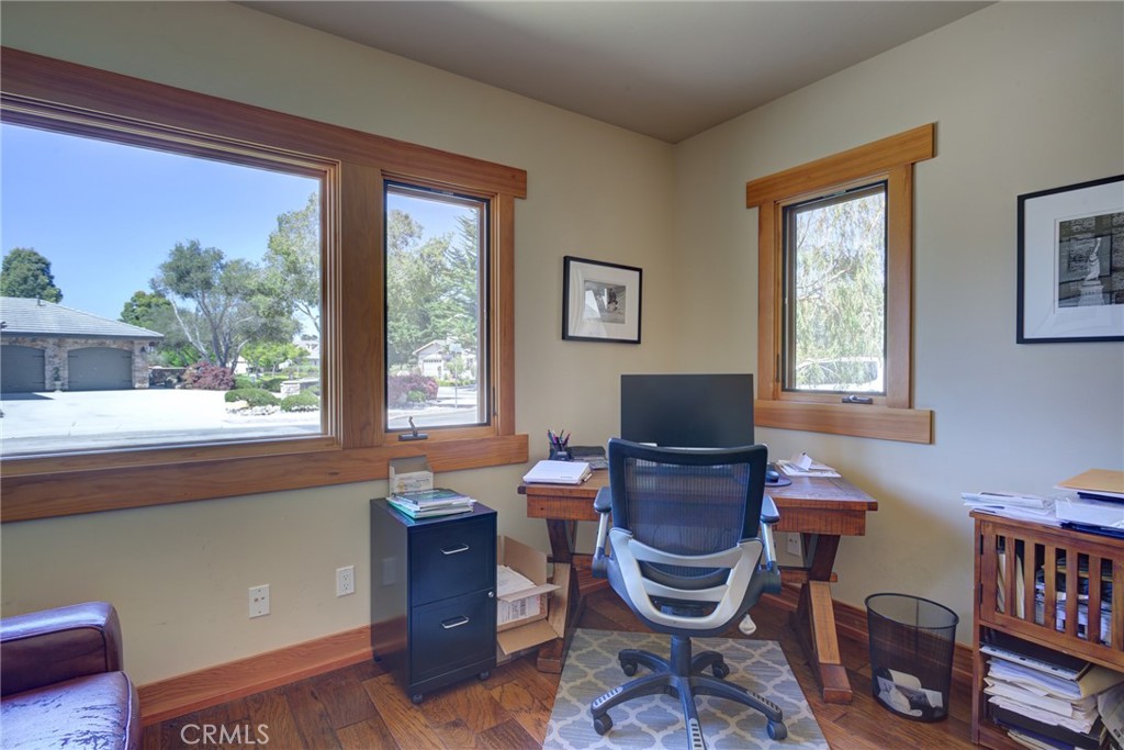 main property photo 23