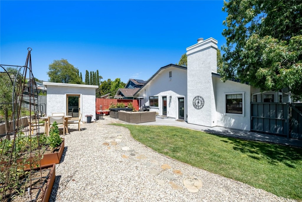 main property photo 27