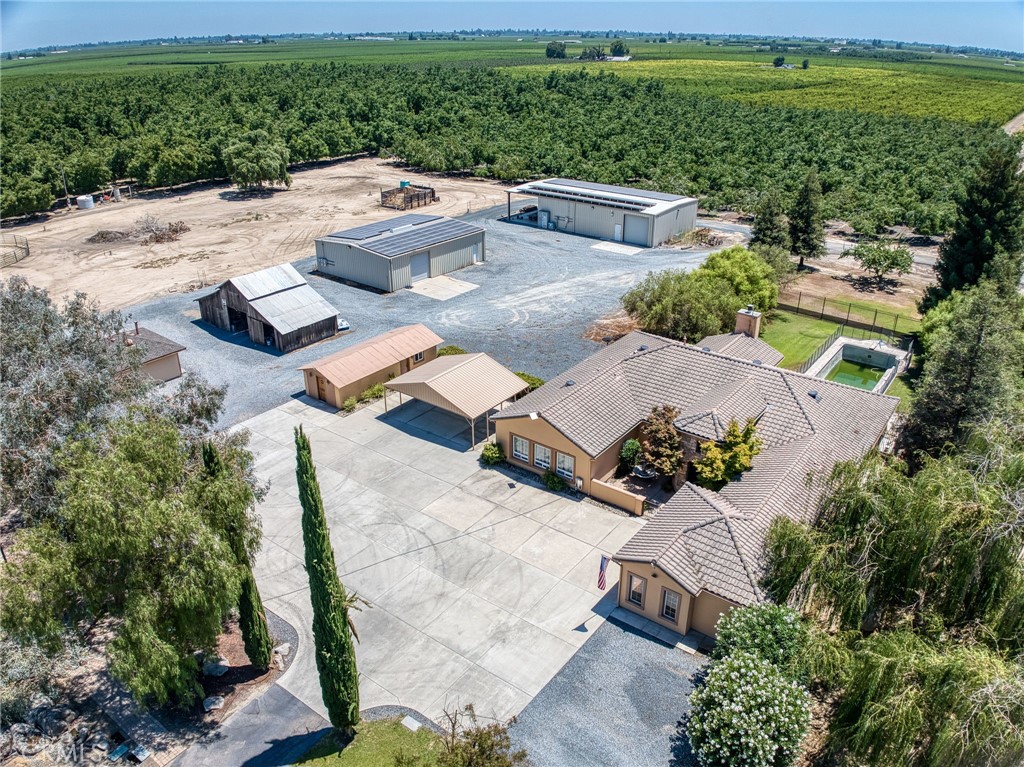 main property photo 57