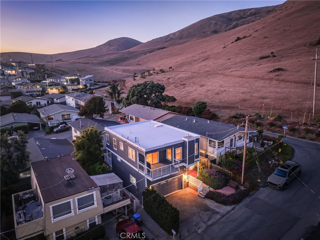 main property photo 36