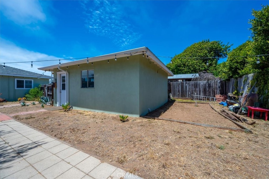 main property photo 33