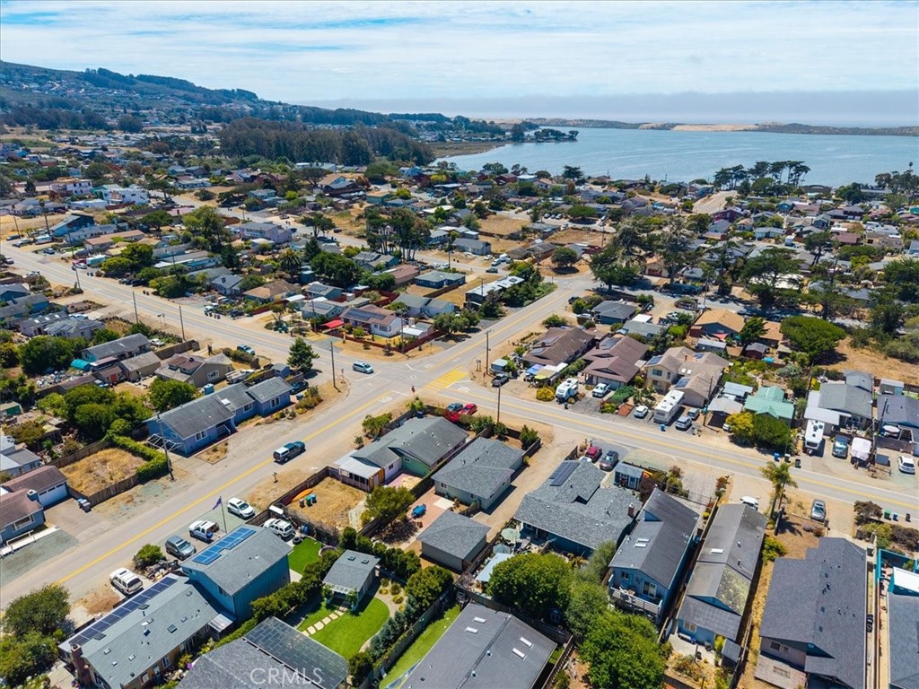 main property photo 41