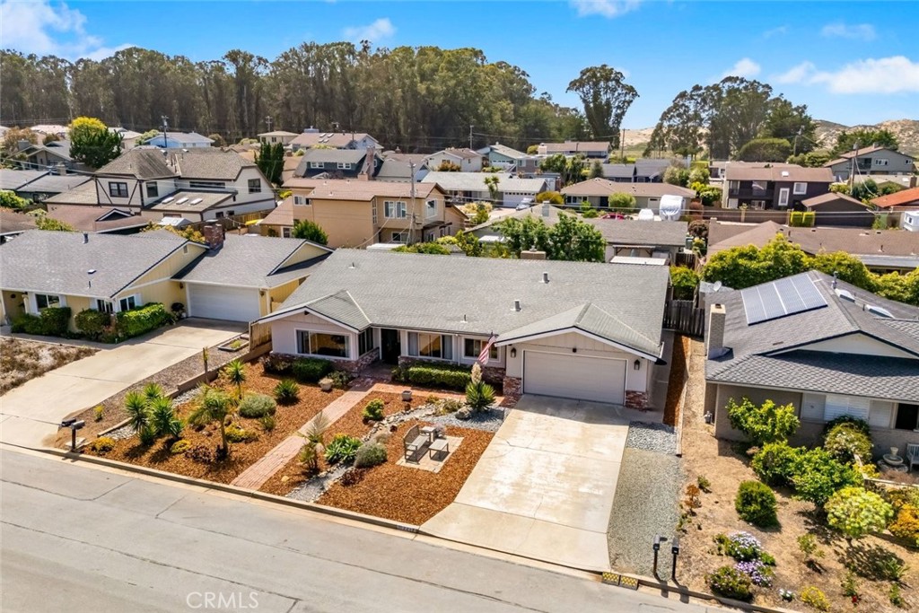 main property photo 7
